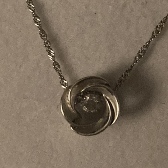 10K White Gold Pulse Pendant - Picture 1 of 2